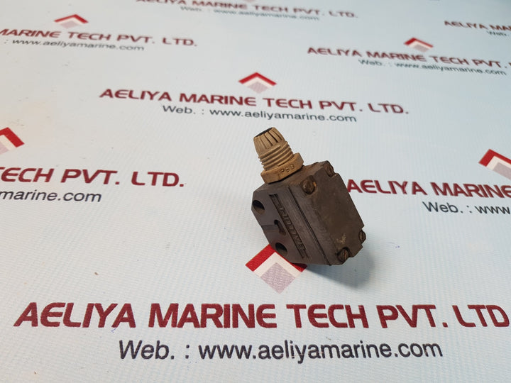 Balluff bns 519-100-r-11 limit switch