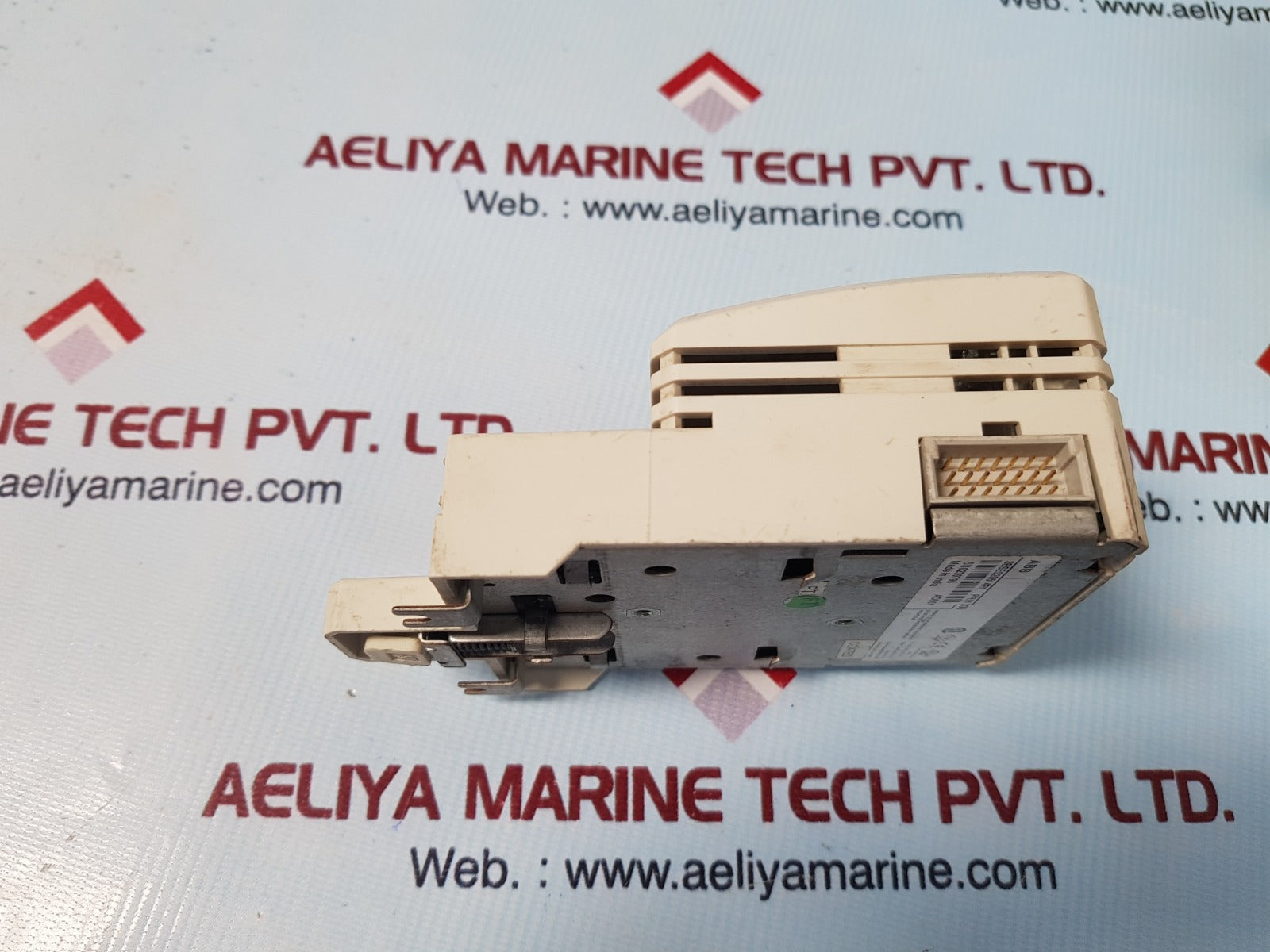 Abb ao801 3bse020514r1 analog output module pr: H