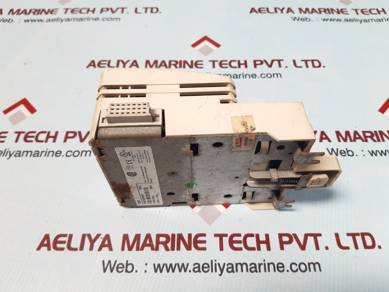 Abb di801 3bse020508r1 digital input module pr:d Used One