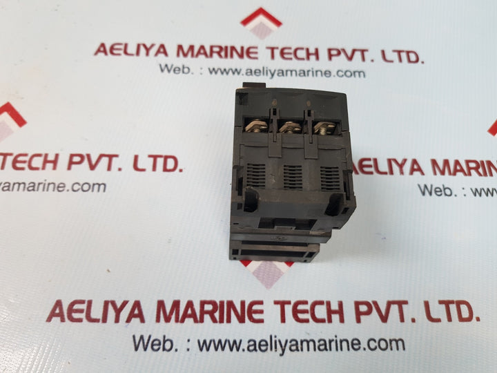 Telemecanique gv2me32 / 24-32a  motor starter circuit breaker 