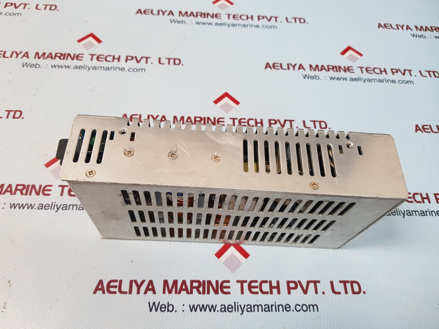 Mean well sd-200b-24 dc-dc converter