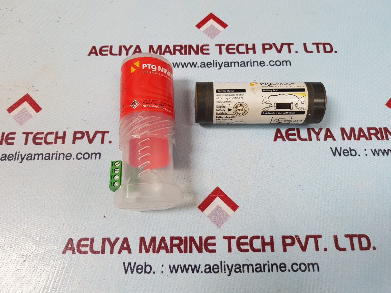 Novega pt9c-proof underwater locator beacon 2.5v