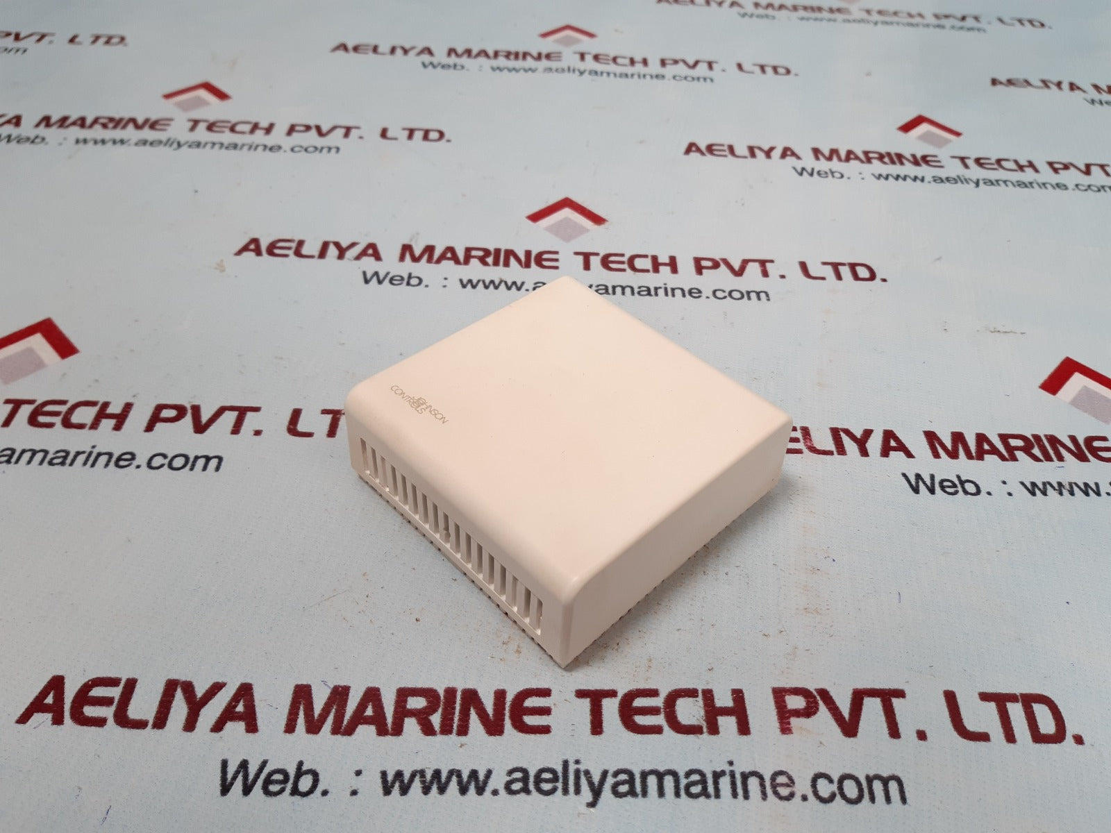 Johnson ht-9009-urw room humidity transmitter