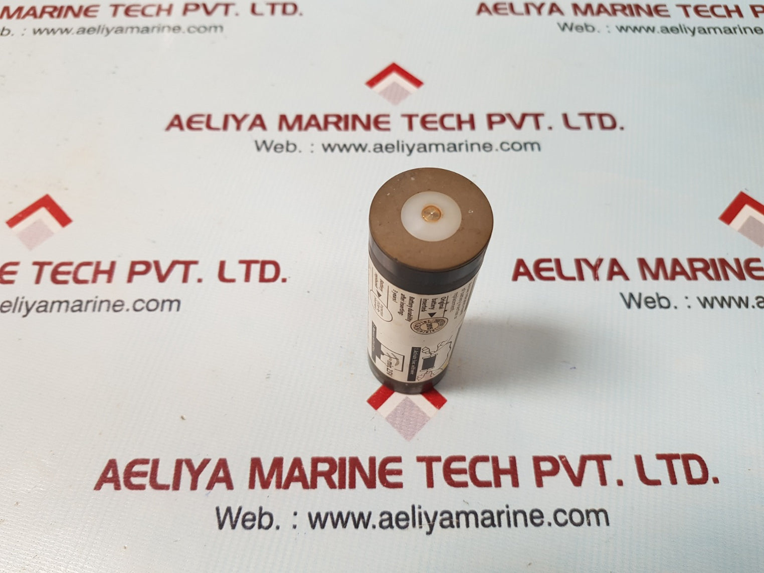 Novega pt9c-proof underwater locator beacon 2.5v