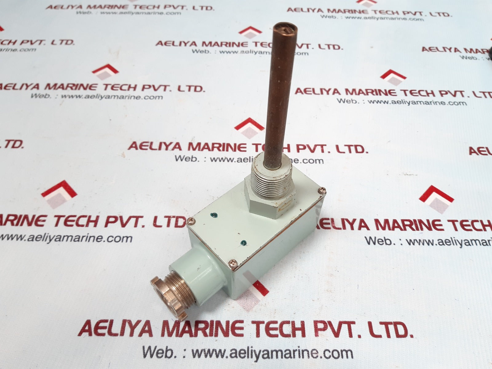 Fenwal 23110 temperature controller 