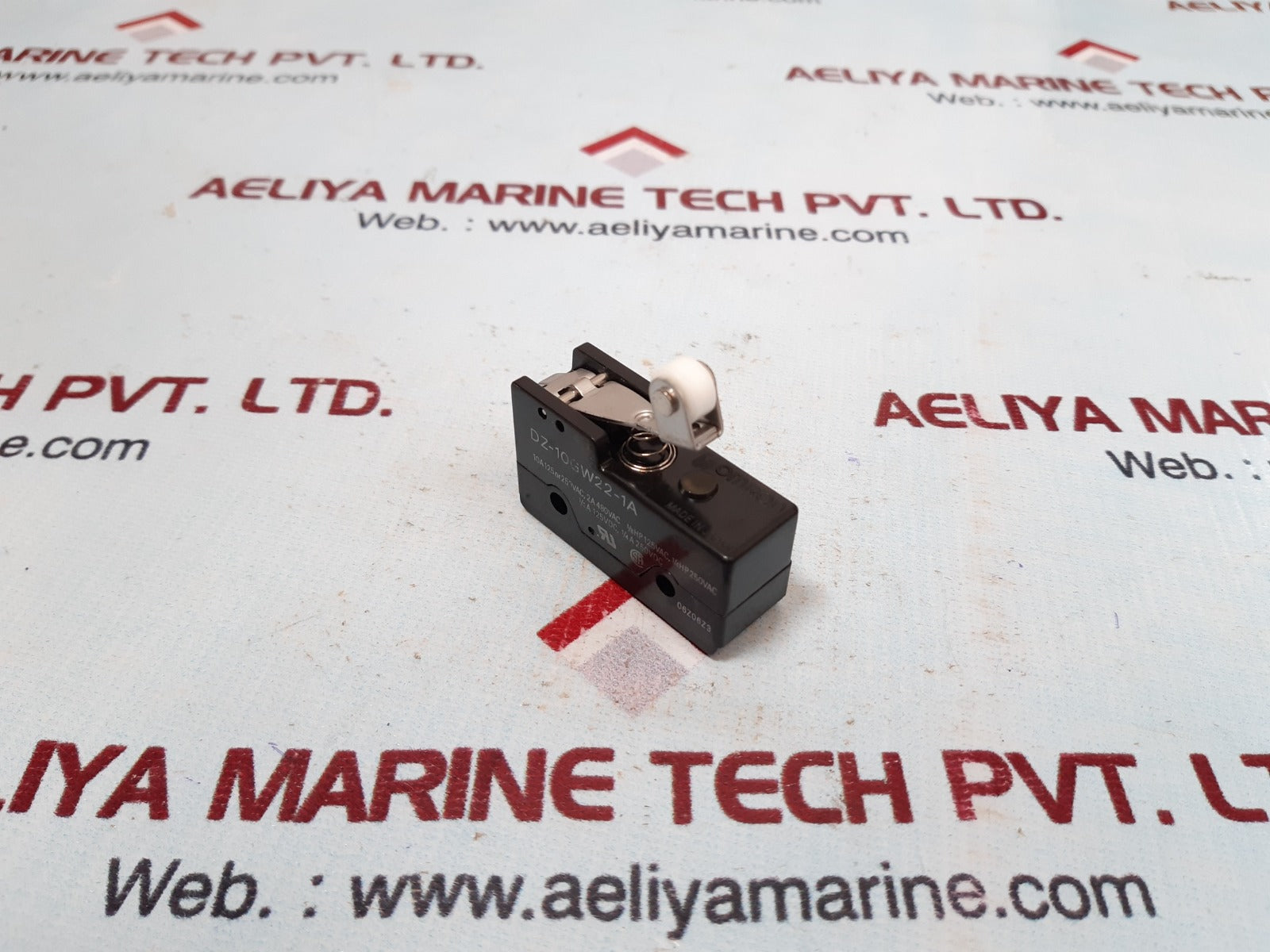 Omron dz-10gw22-1a switch