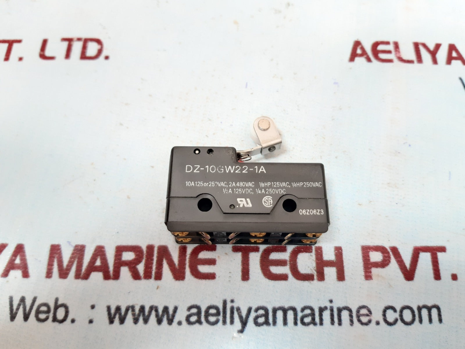 Omron dz-10gw22-1a switch