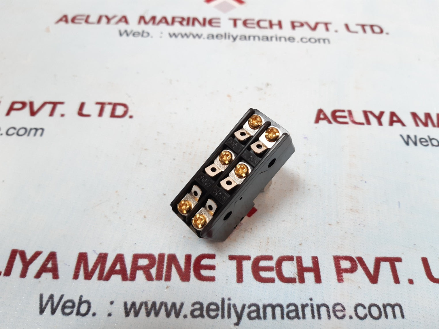 Omron dz-10gw22-1a switch