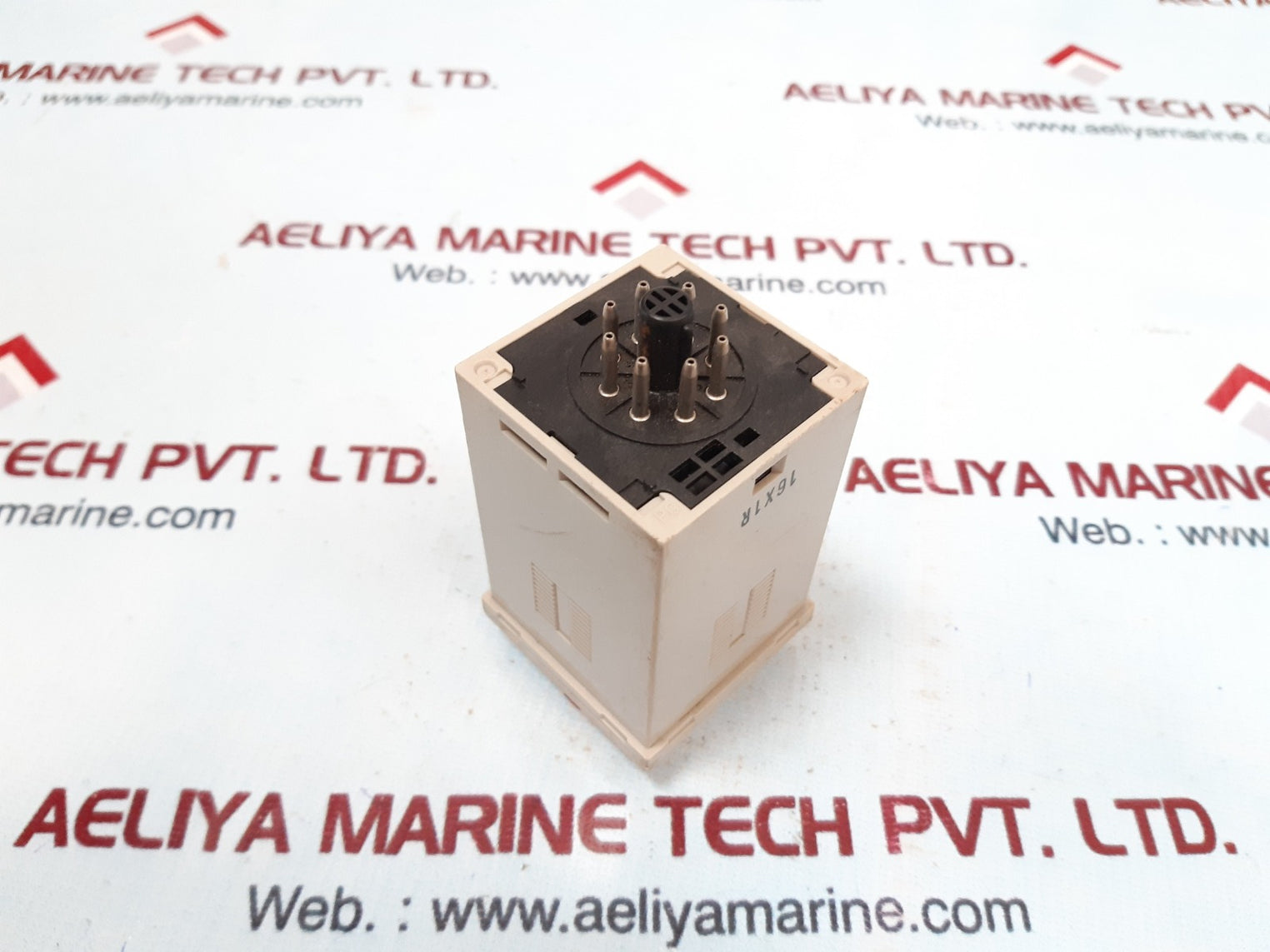 Omron h3ba-n8h timer 0-30min 220vac 50/60hz