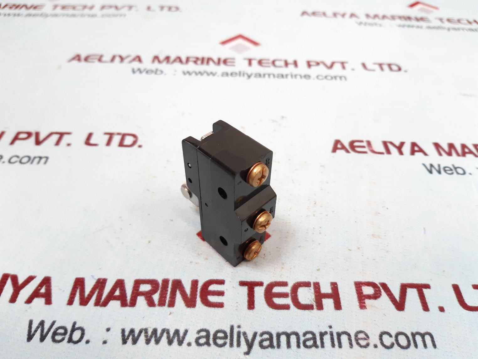 Omron z-15gw22-b limit switch