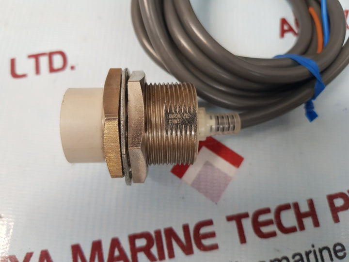 Omron e2e-x18my1 proximity sensor
