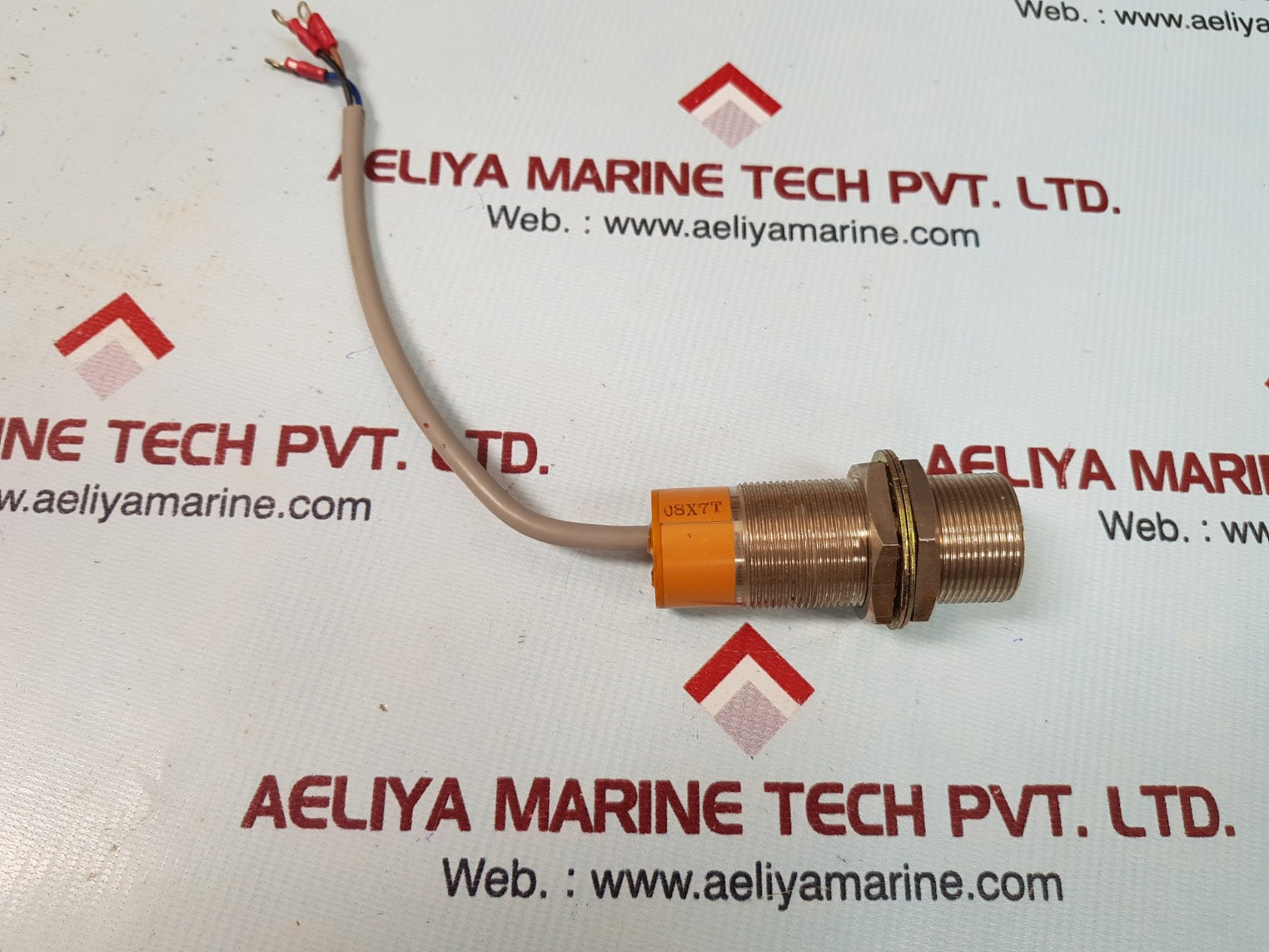 Omron tl-xp10 proximity switch