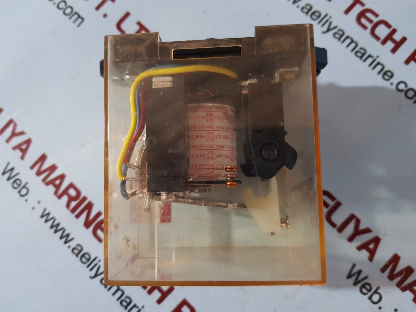 Omron G4Q-212S Ratchet Relay 200Vac 50Hz