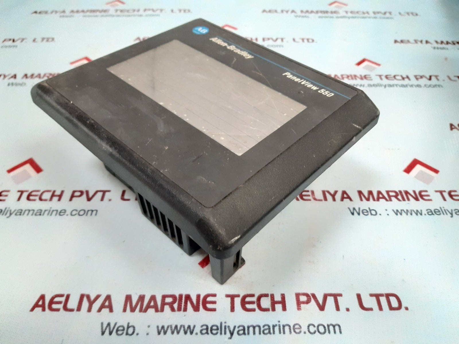 Allen-bradley panel view 550 2711-t5a16l1 ser.B