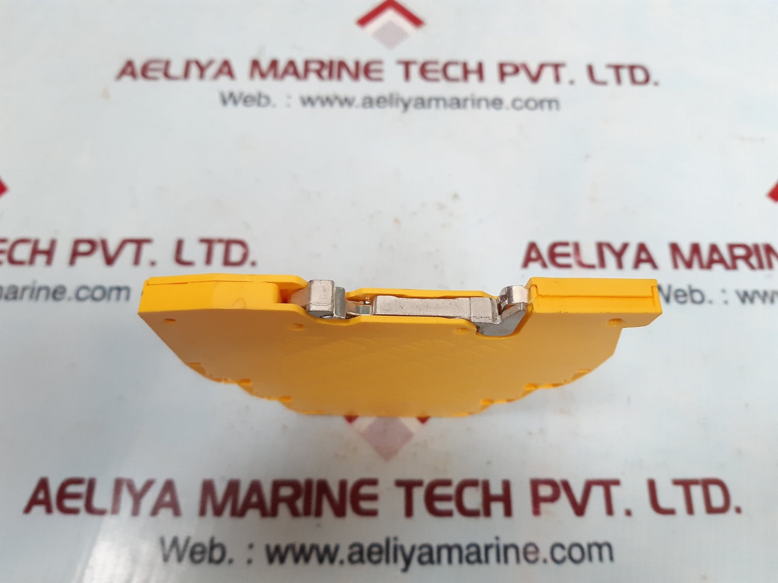 Mtl sd16x surge protection device 32v