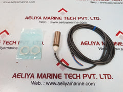 Omron e2a-m18ks08-wp-c2 proximity sensor