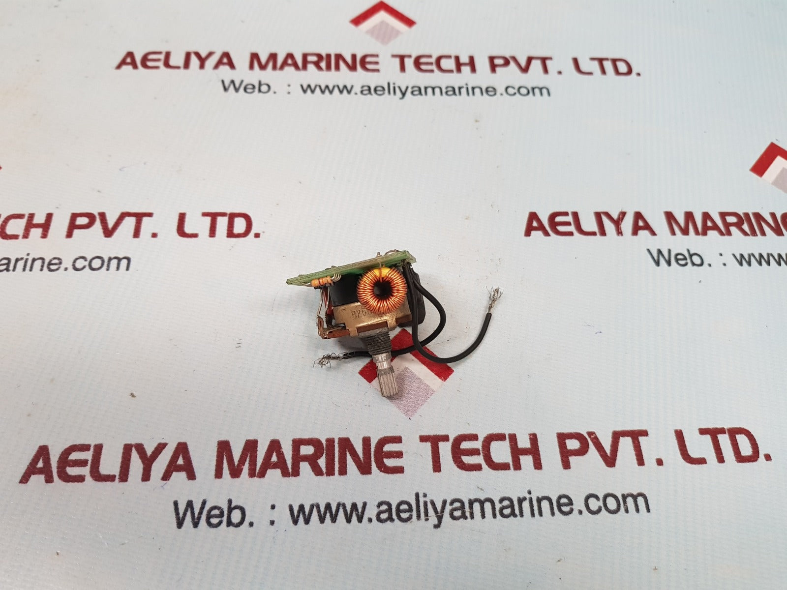 8250f potentiometer