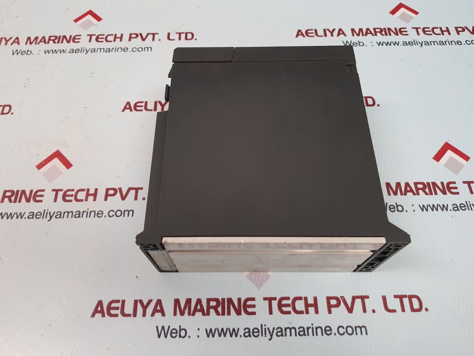 Danfoss 132f0008 vlt micro drive 