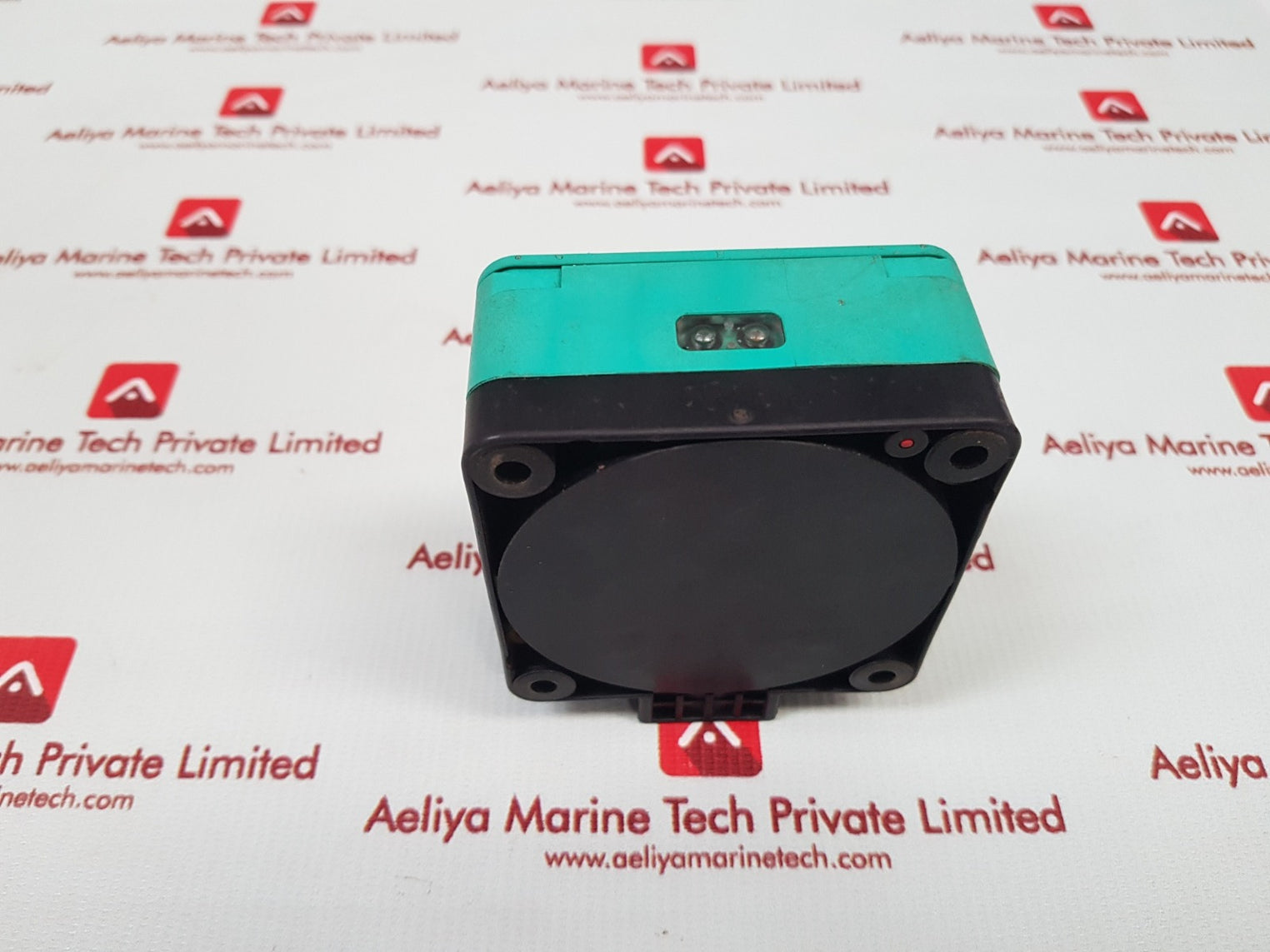 Pepperl+fuchs nj50-fp-e2 proximity sensor 10-60vdc / 200ma