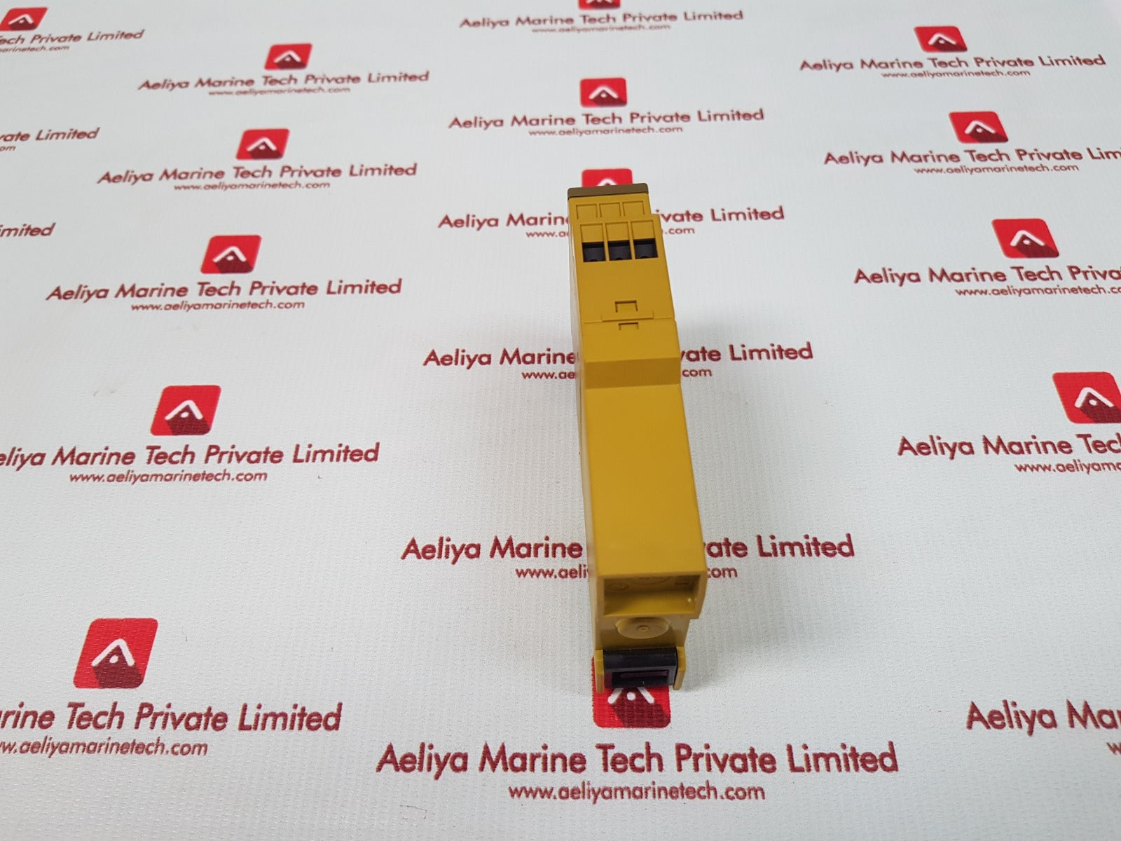 Pilz s1en s1en 50kohm 24240vac/dc safety relay Aeliya Marine Tech