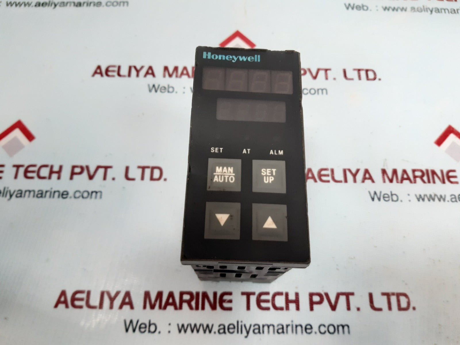 Honeywell udc1500 micro-pro temperature controller dc150t11001000