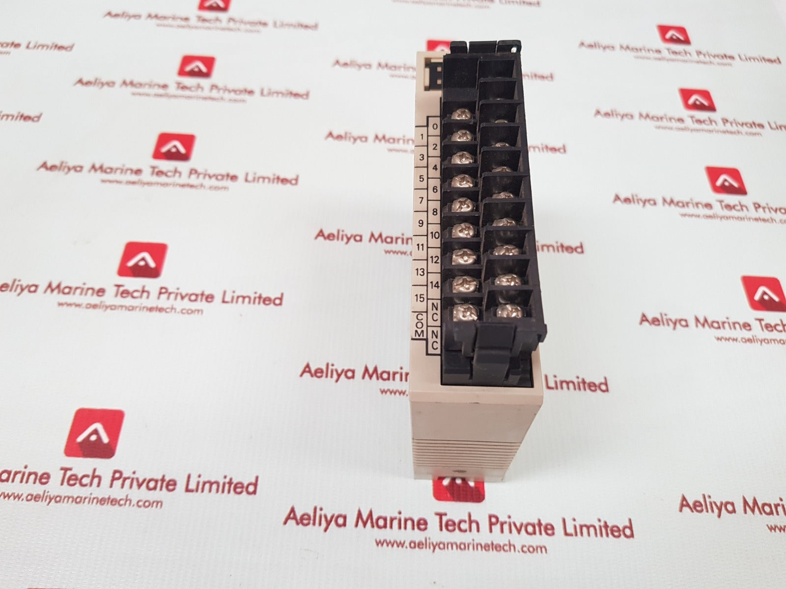 Omron c200h-ia122 input unit 100-120vac