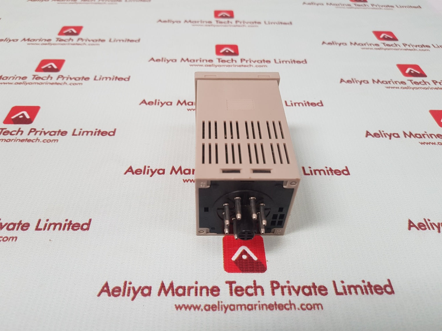 Omron h7cn-xln counter 100-240vac