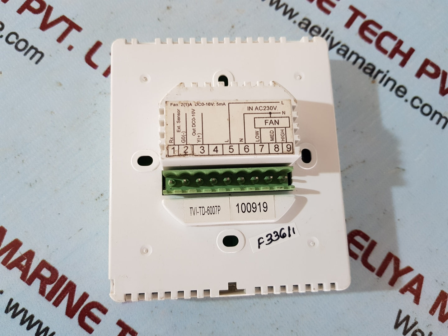 Johnson controls tvi-td-6007p thermostat 