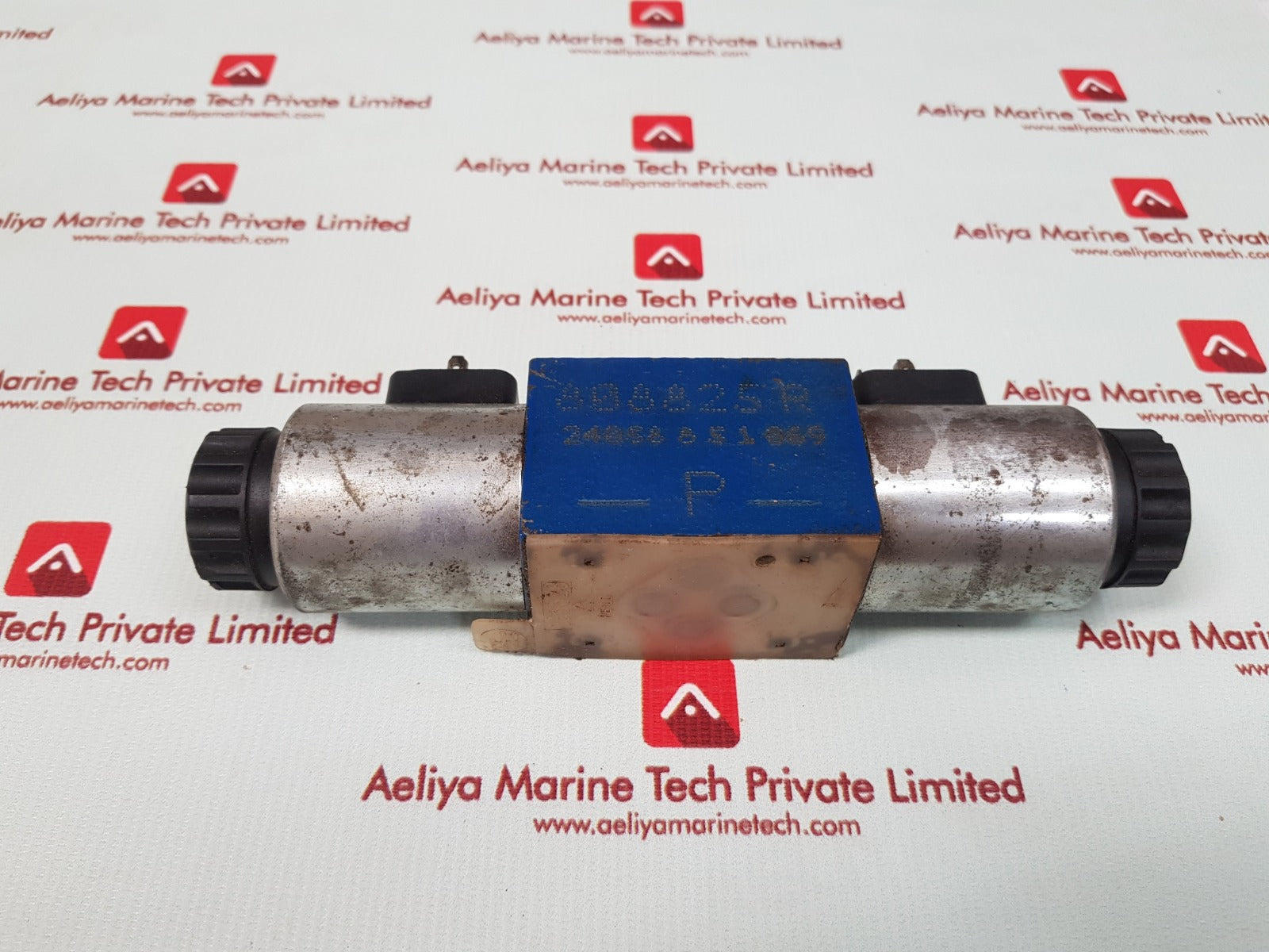 R900021389 directional spool valve 808825 r