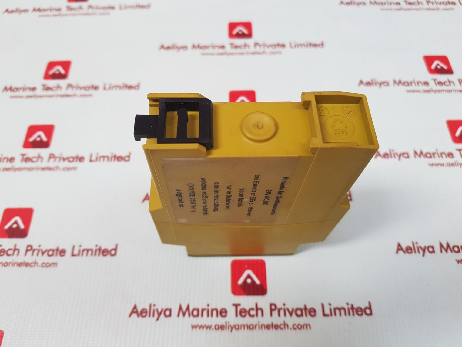 Pilz s1mn 24vac/dc 2c/o thermistor monitoring relay