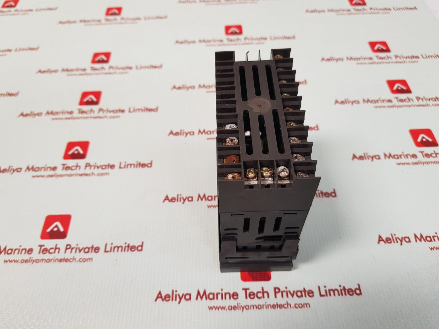 Honeywell udc1500 micro-pro universal digital contoller dc150171121300