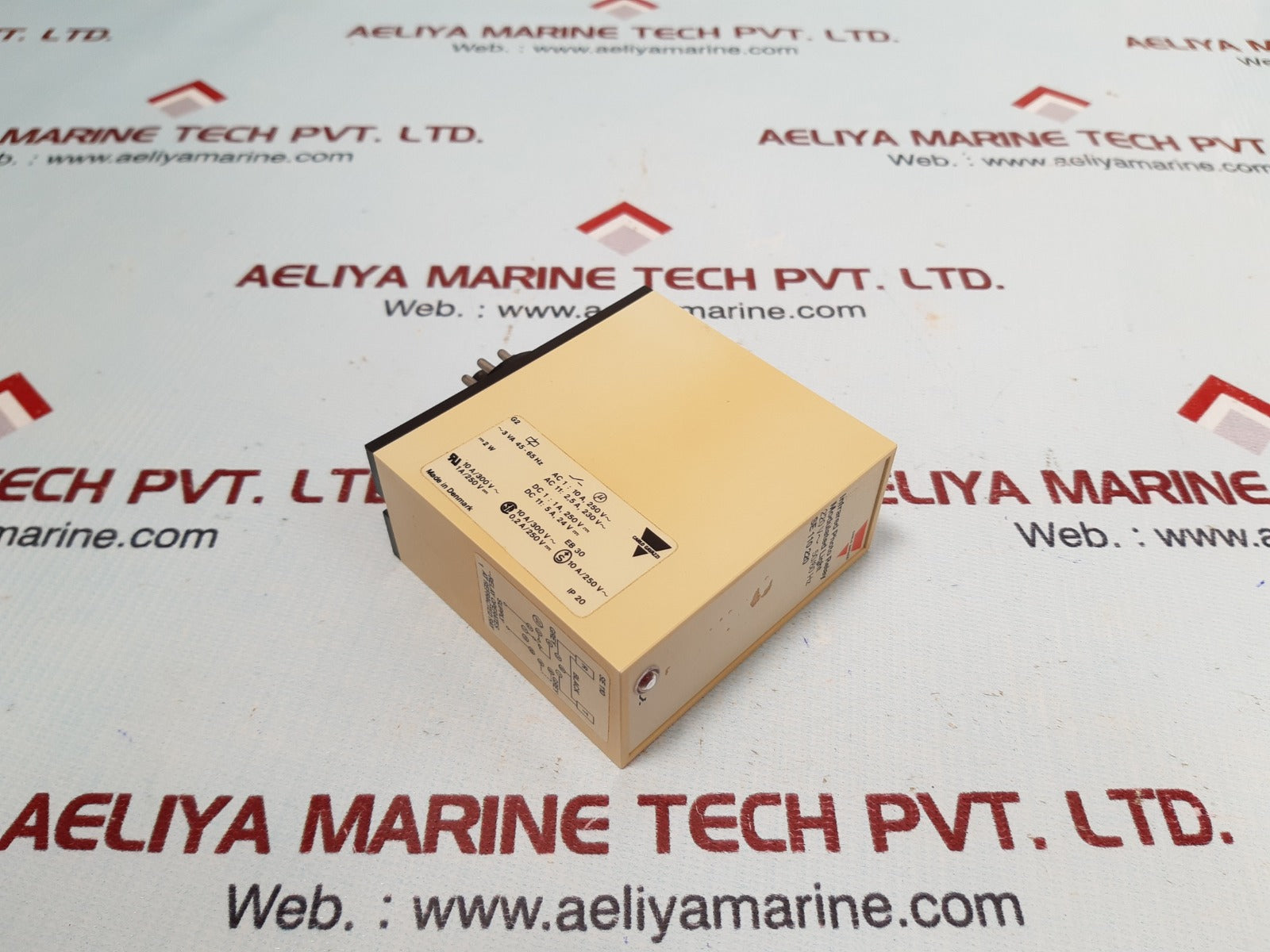 Carlo gavazzi se 110 220 infrared photo relay 220v 50/60hz 