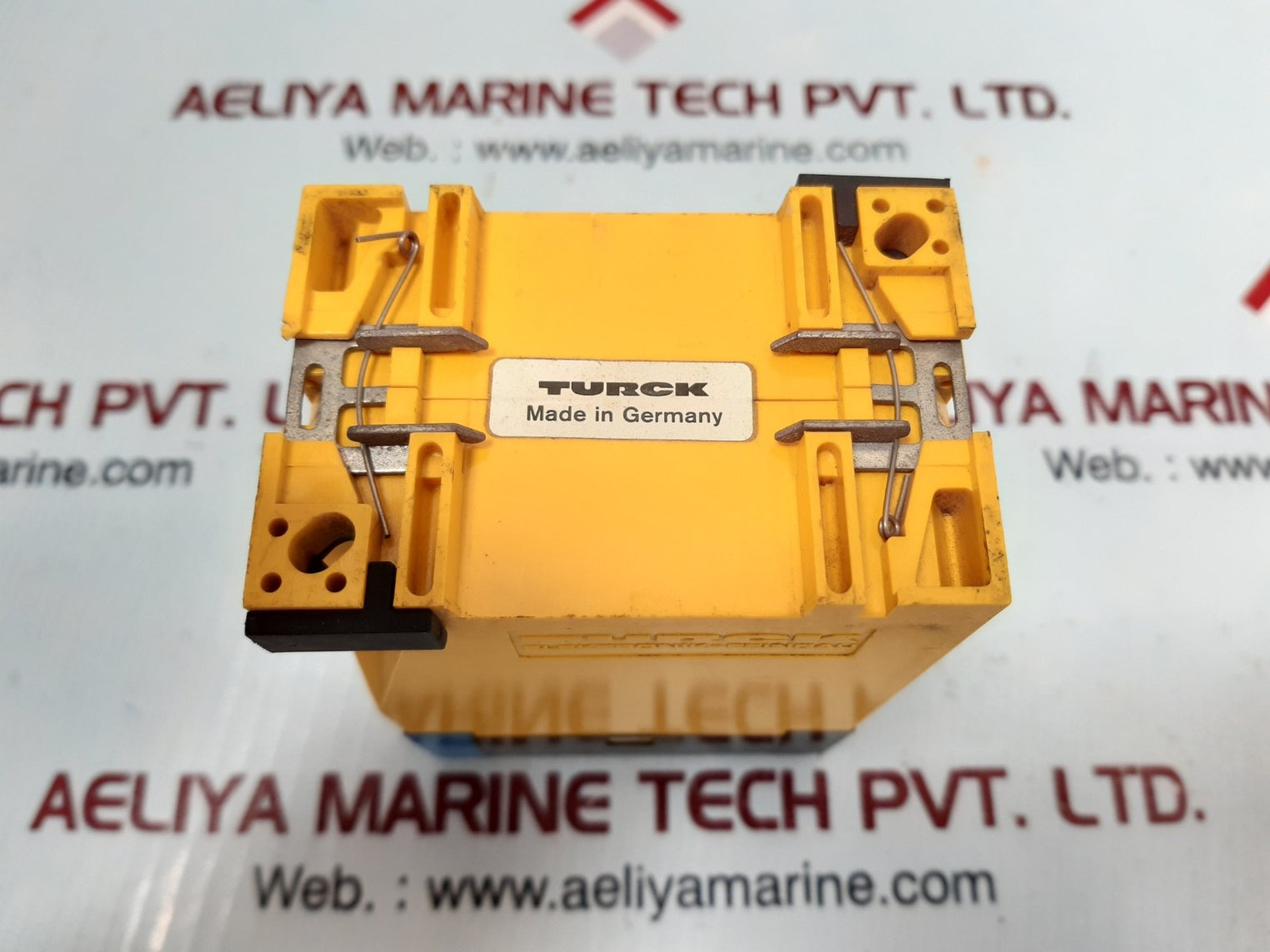 Turck ms13-231ex0-r multi safe switching-amplifier u6.3b