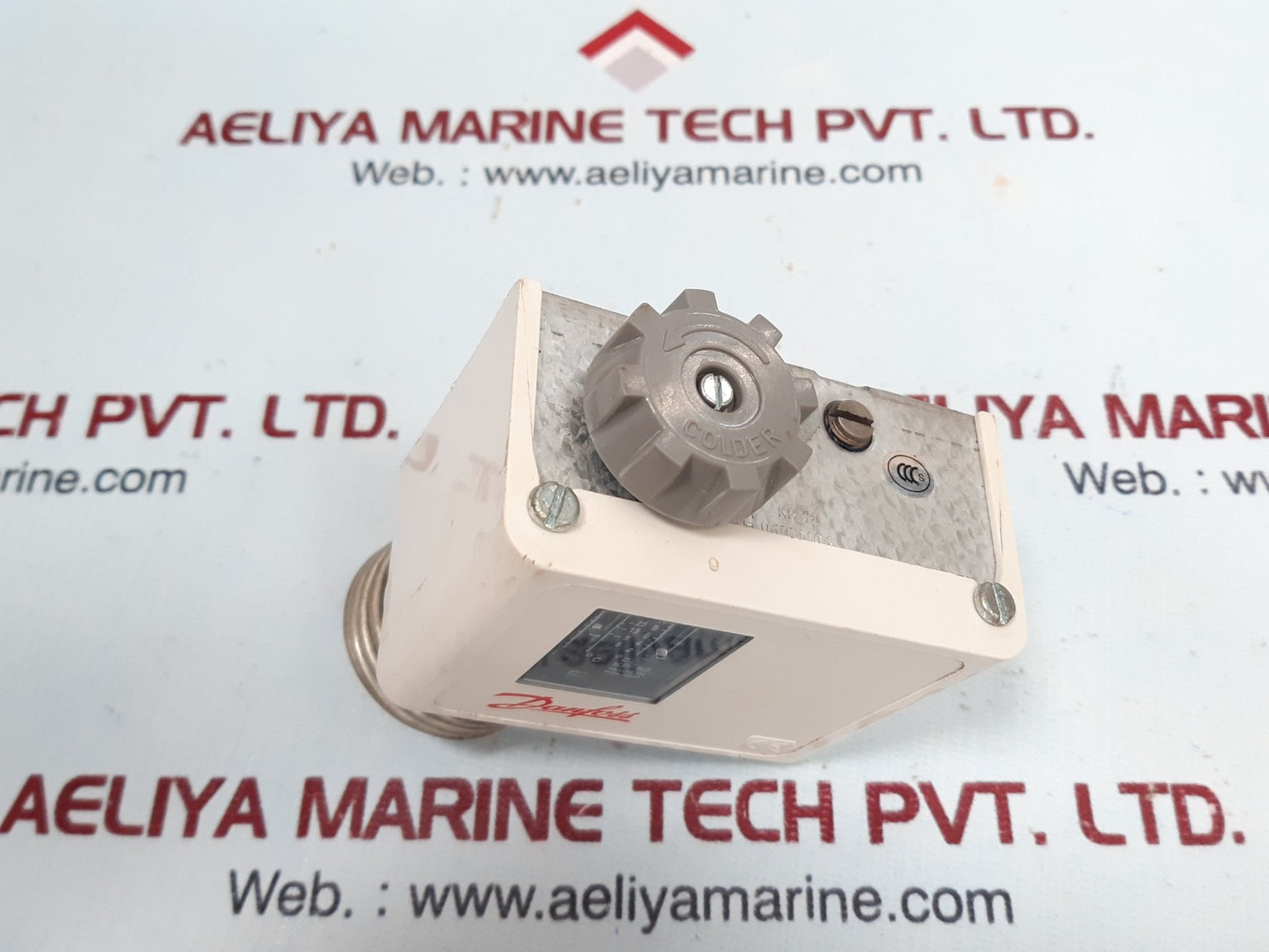 Danfoss kp 62 temperature control switch 