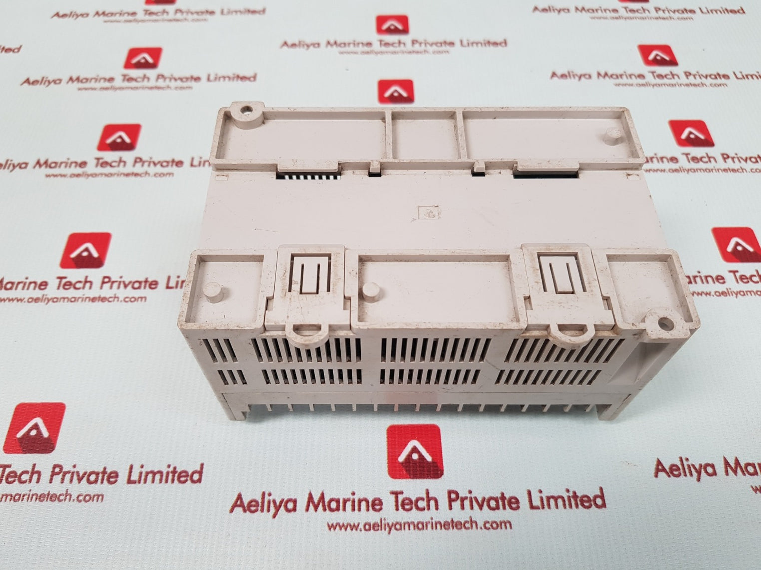 Allen-bradley bulletin 2001 nx7 nx7-20ddr-4a plc servo driver f/w: 2.43