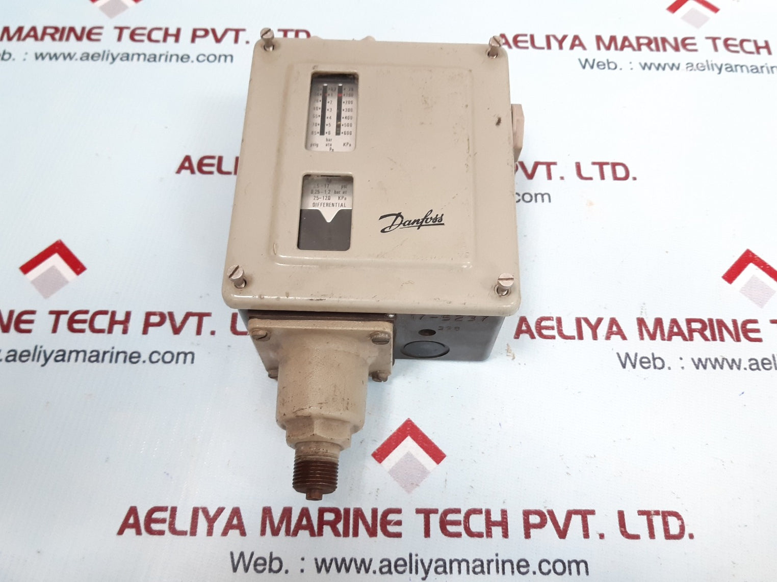 Danfoss rt 200 pressure switch 3 - 85 psig 0.2 - 6 bar 