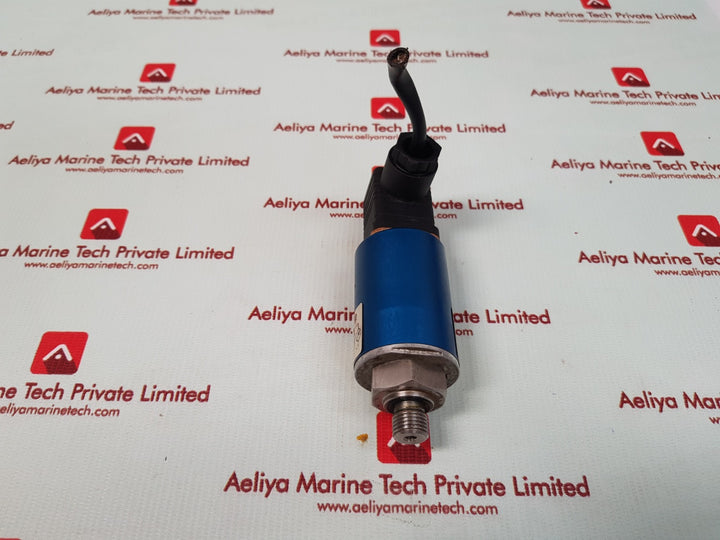 Telemecanique square d xml e010u1c21 pressure transmitter 
