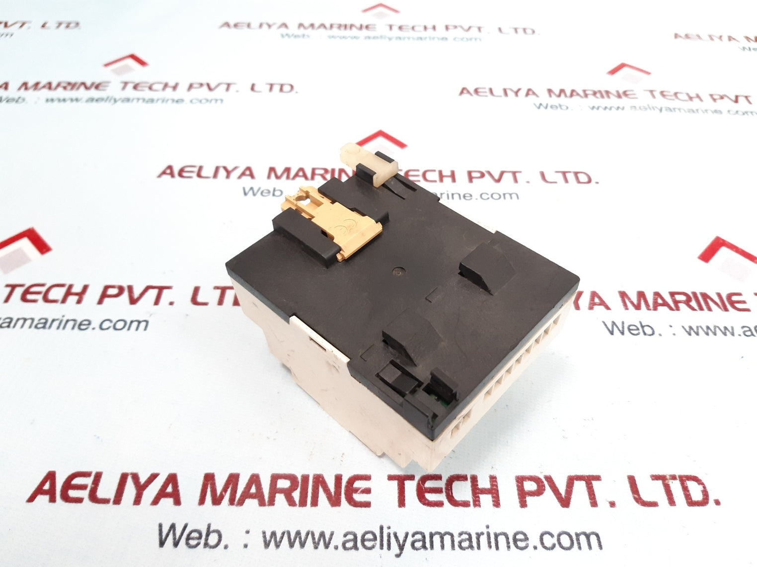 Schneider electric sr1 a101fu zelio logic relay