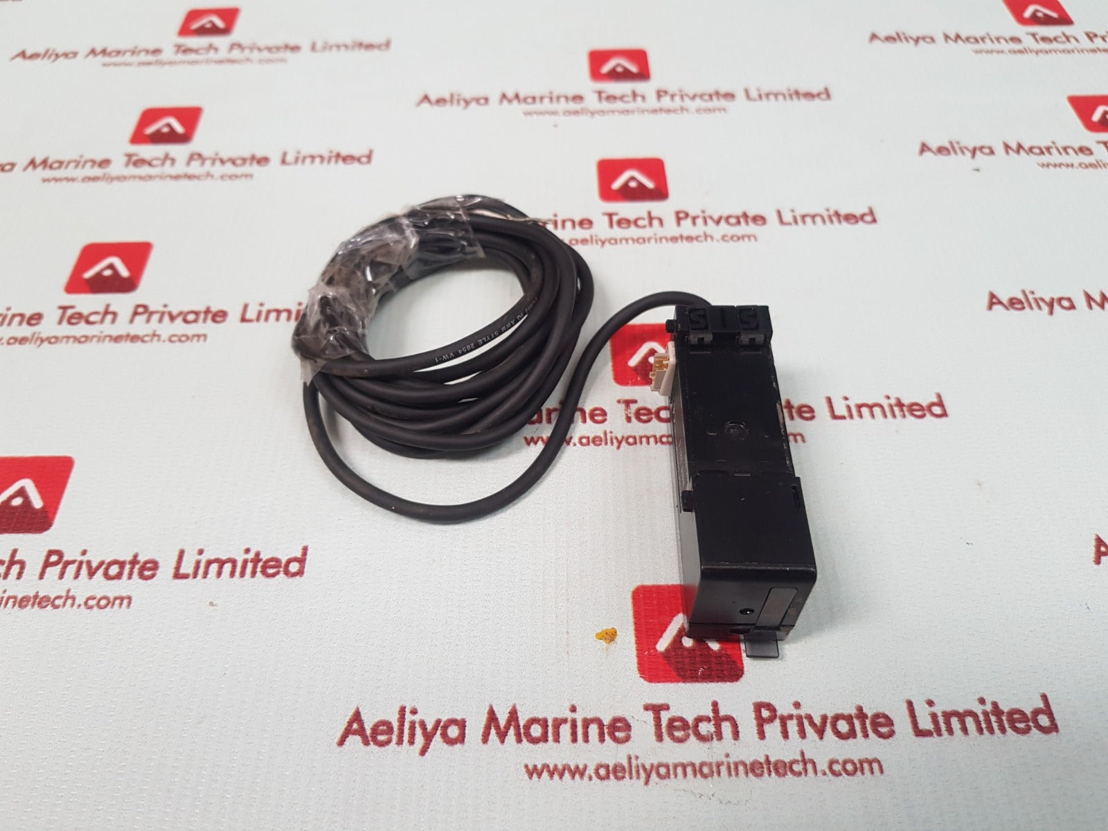 Keyence lv-22a digital laser optic sensor