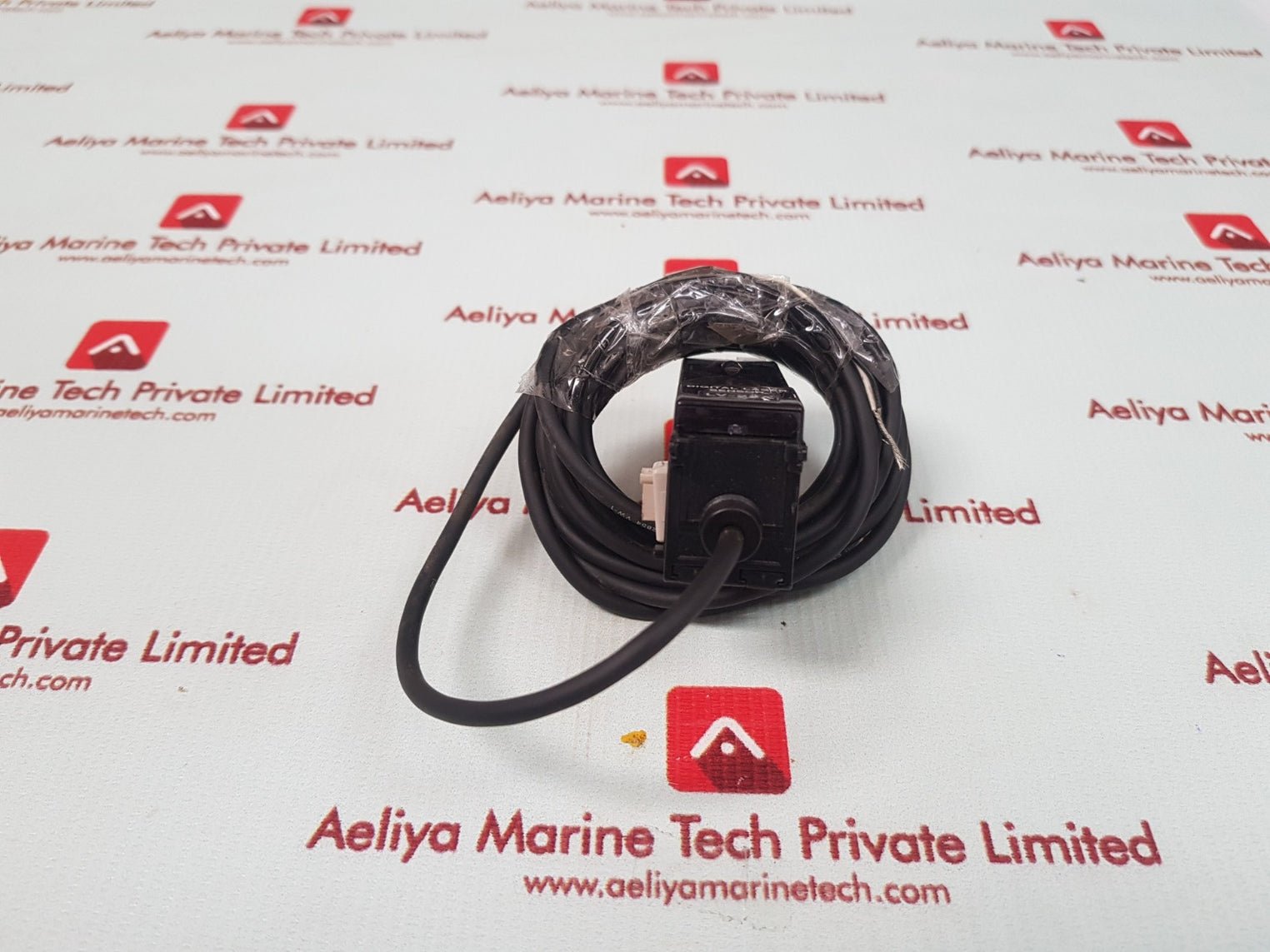 Keyence lv-22a digital laser optic sensor