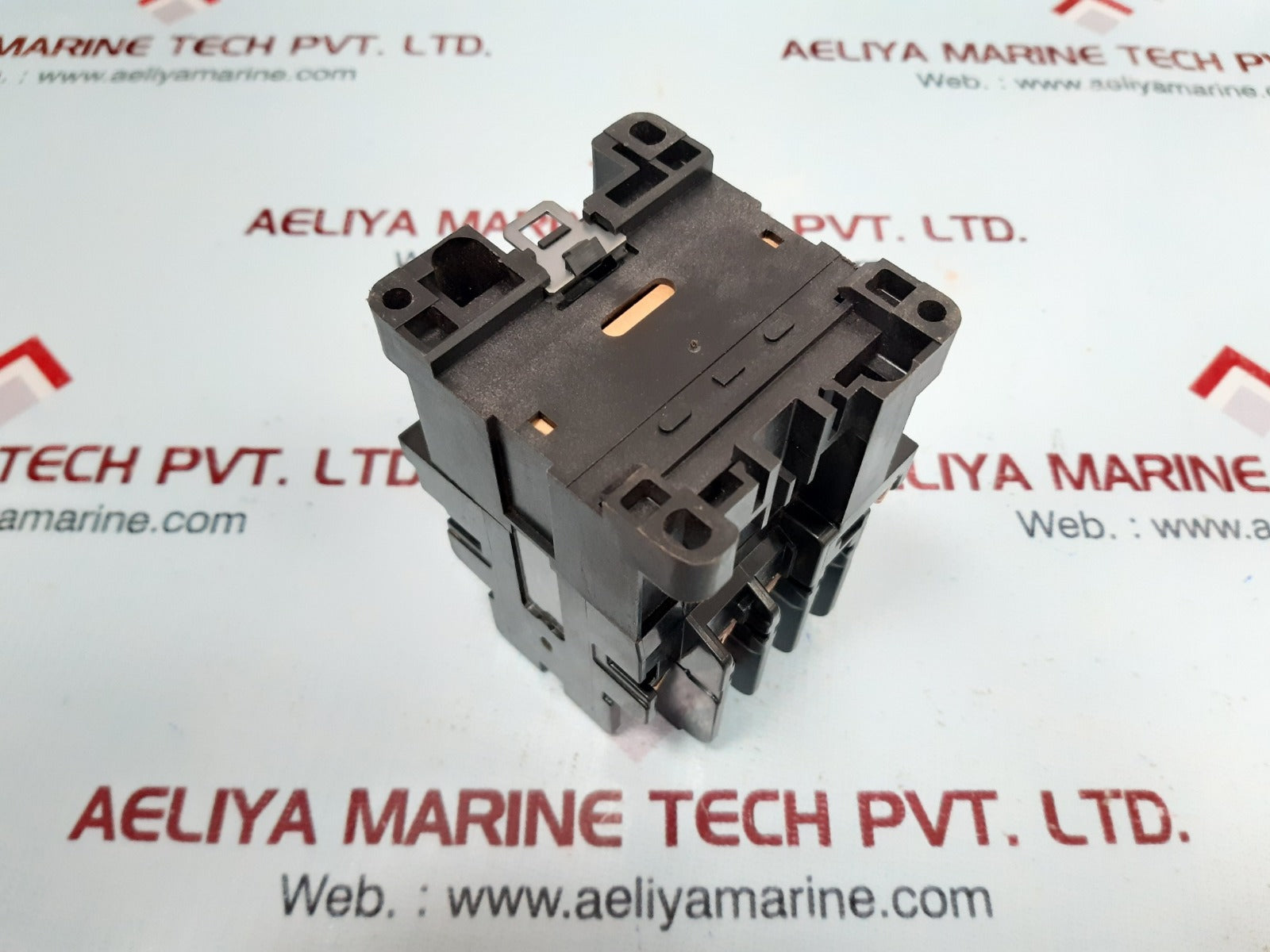 Hitachi h20 ac magnetic contactor ac600v