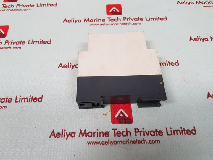 Schneider electric Telemecanique rm4ua33m control relay 