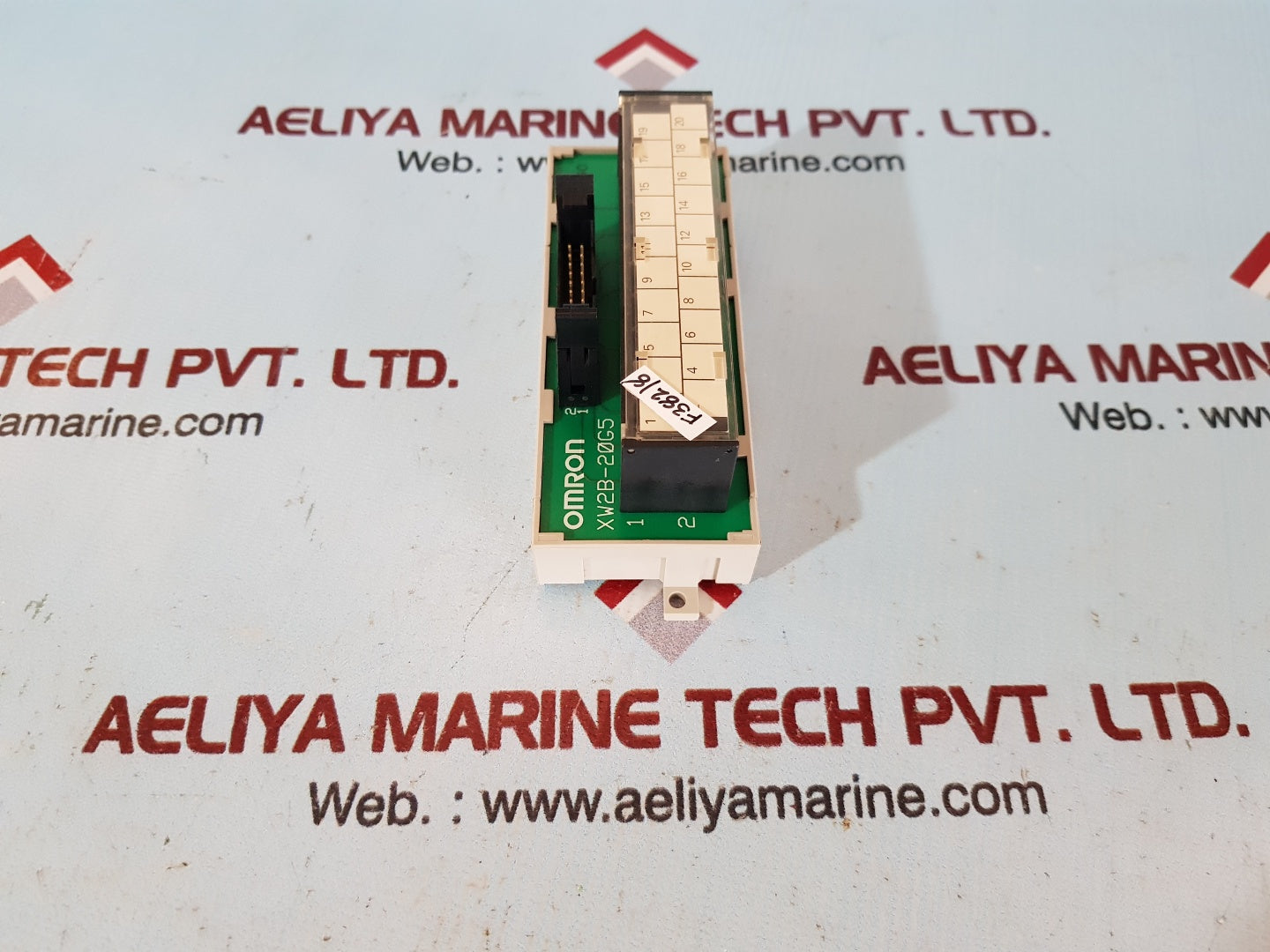 Omron xw2b-20g5 plc terminal
