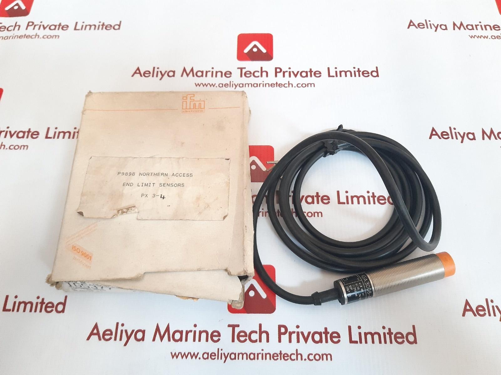 Ifm electronic iga3008-apkg proximity sensor