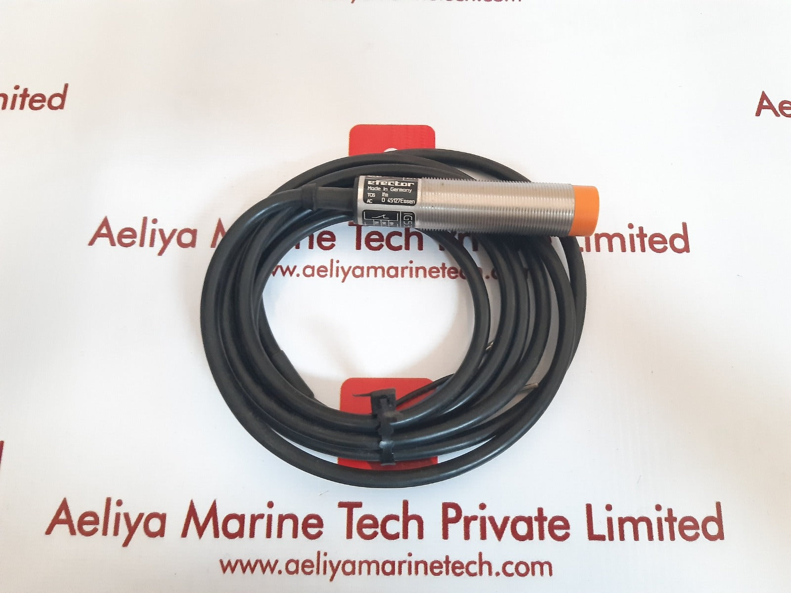 Ifm electronic iga3008-apkg proximity sensor