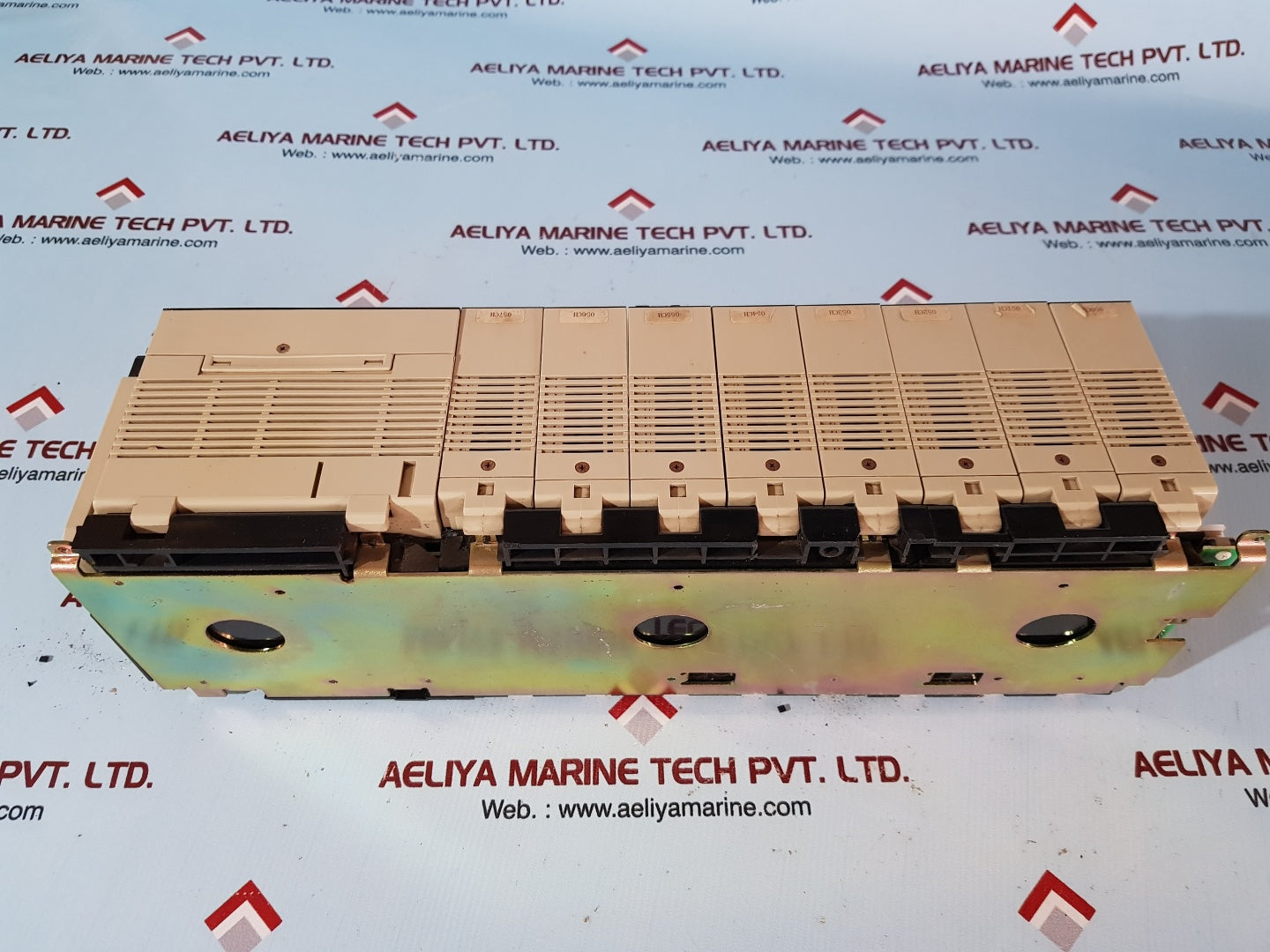 Omron c200h ,rt201,ia122,oc222 module rack 