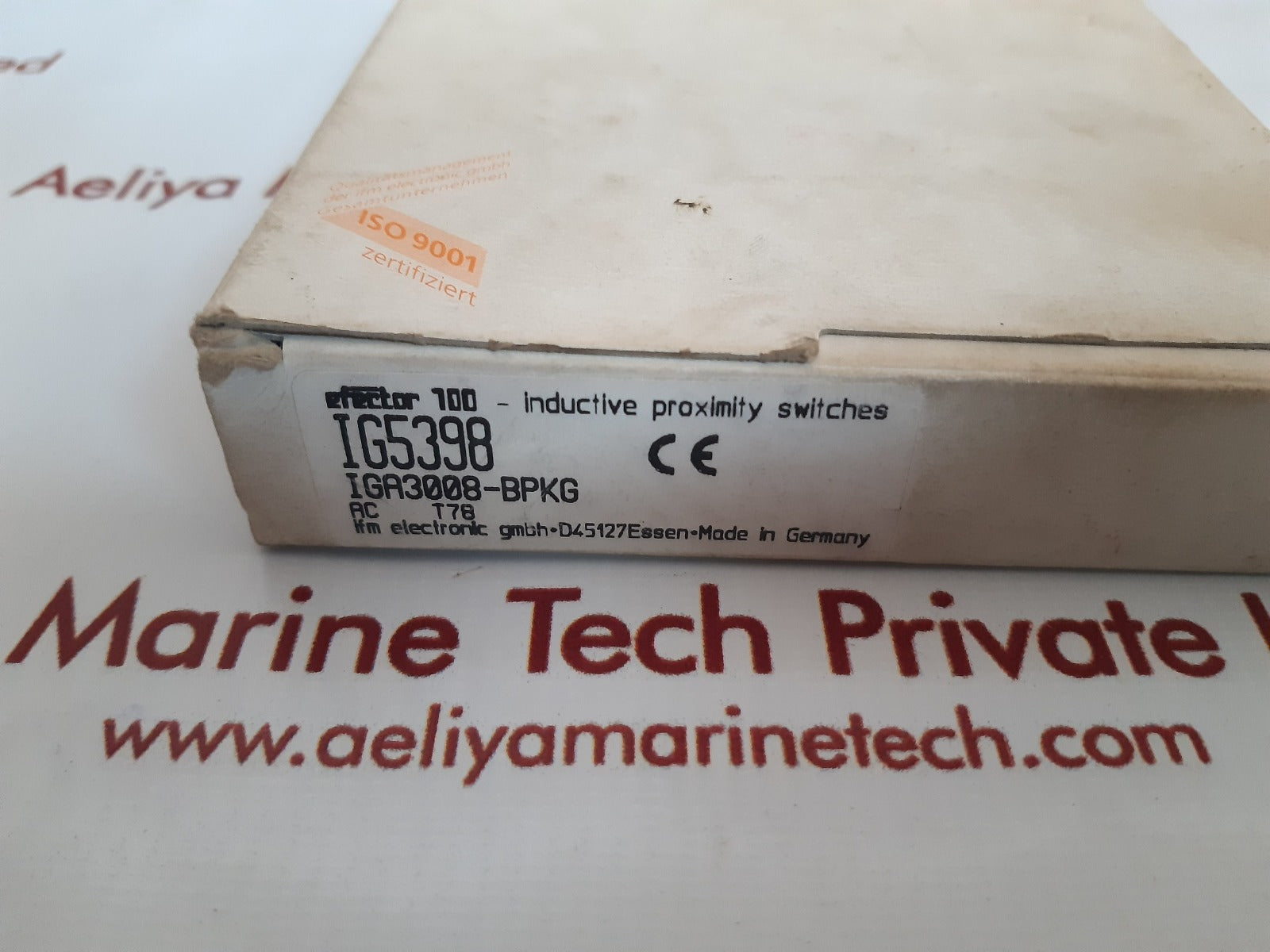 Ifm efector iga3008-bpkg proximity switch