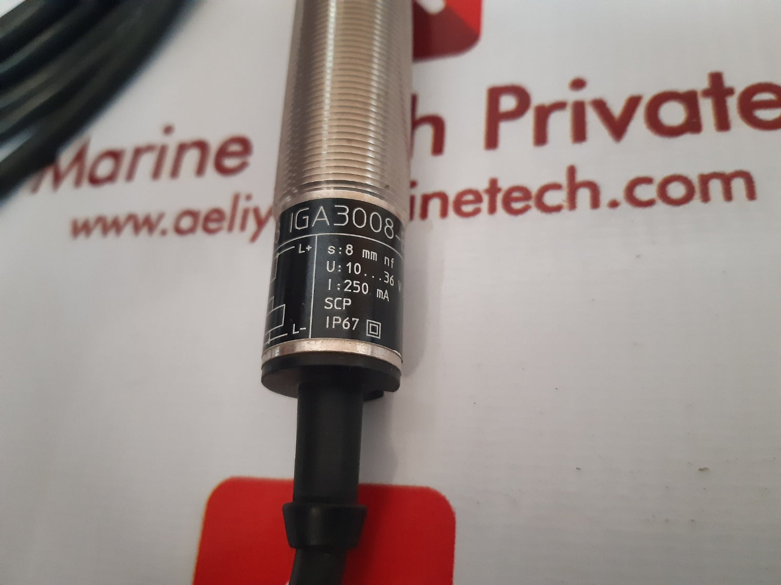 Ifm efector iga3008-bpkg proximity switch