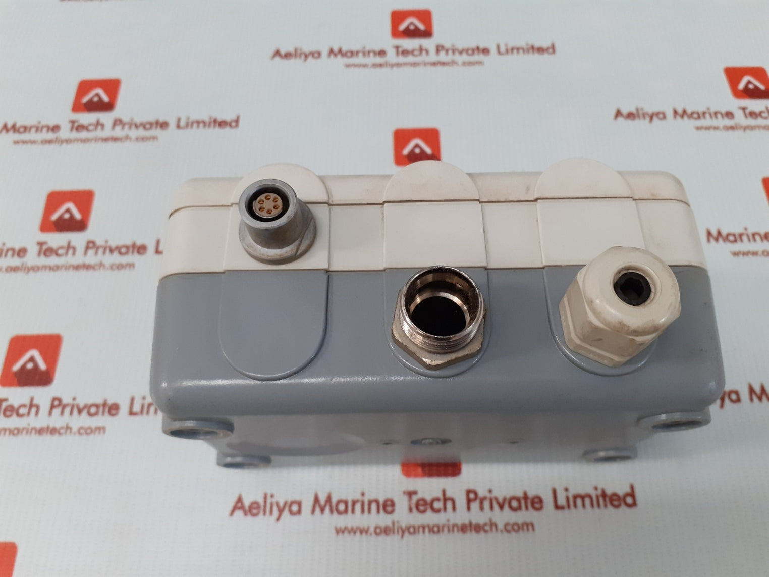 E+E elektronik ee36 moisture and temperature transmitter