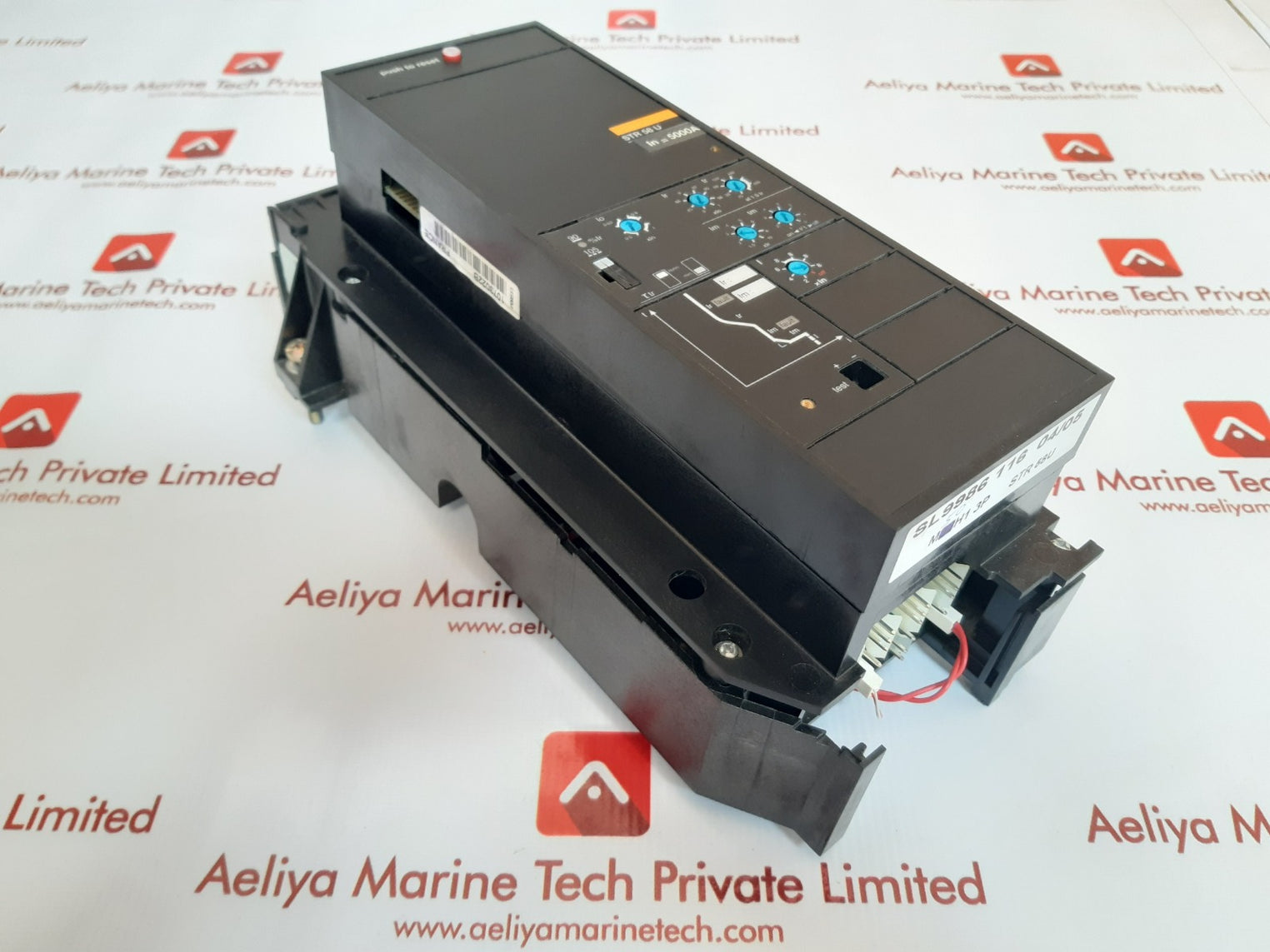 M50h1 3p  str 58u in =5000a electric trip control circuit breaker